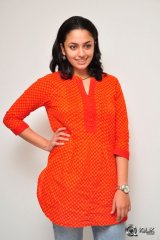 Malavika Nair at Kalyana Vaibhogame Movie Song Launch